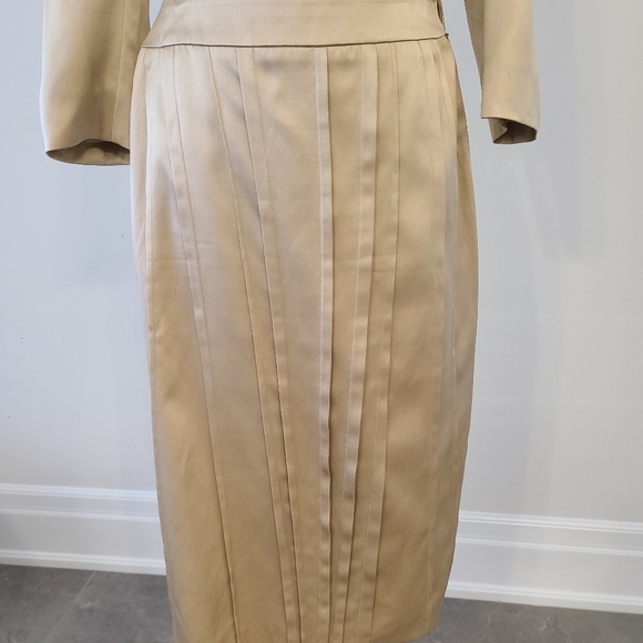 Escada skirt - Picture 3 of 11